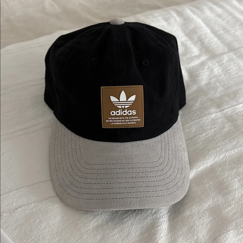 NWOT Adidas Originals Terrace Strapback Hat Baseball Cap One Size
